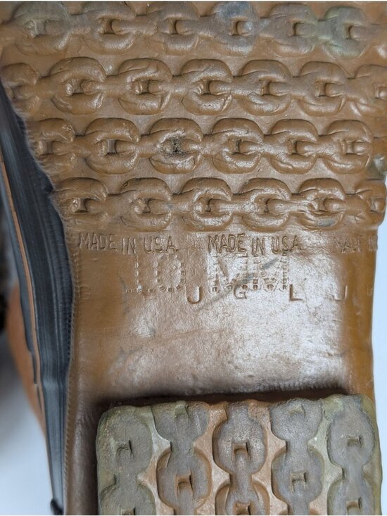 Disney Christmas 2025 Lil Rin Rin Plush Badge Red New